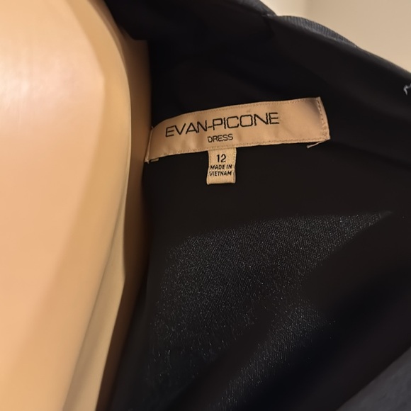 Evan Picone Black Halter Top V-Neck 3 Tier Midi Dress SZ 12 - Picture 6 of 6